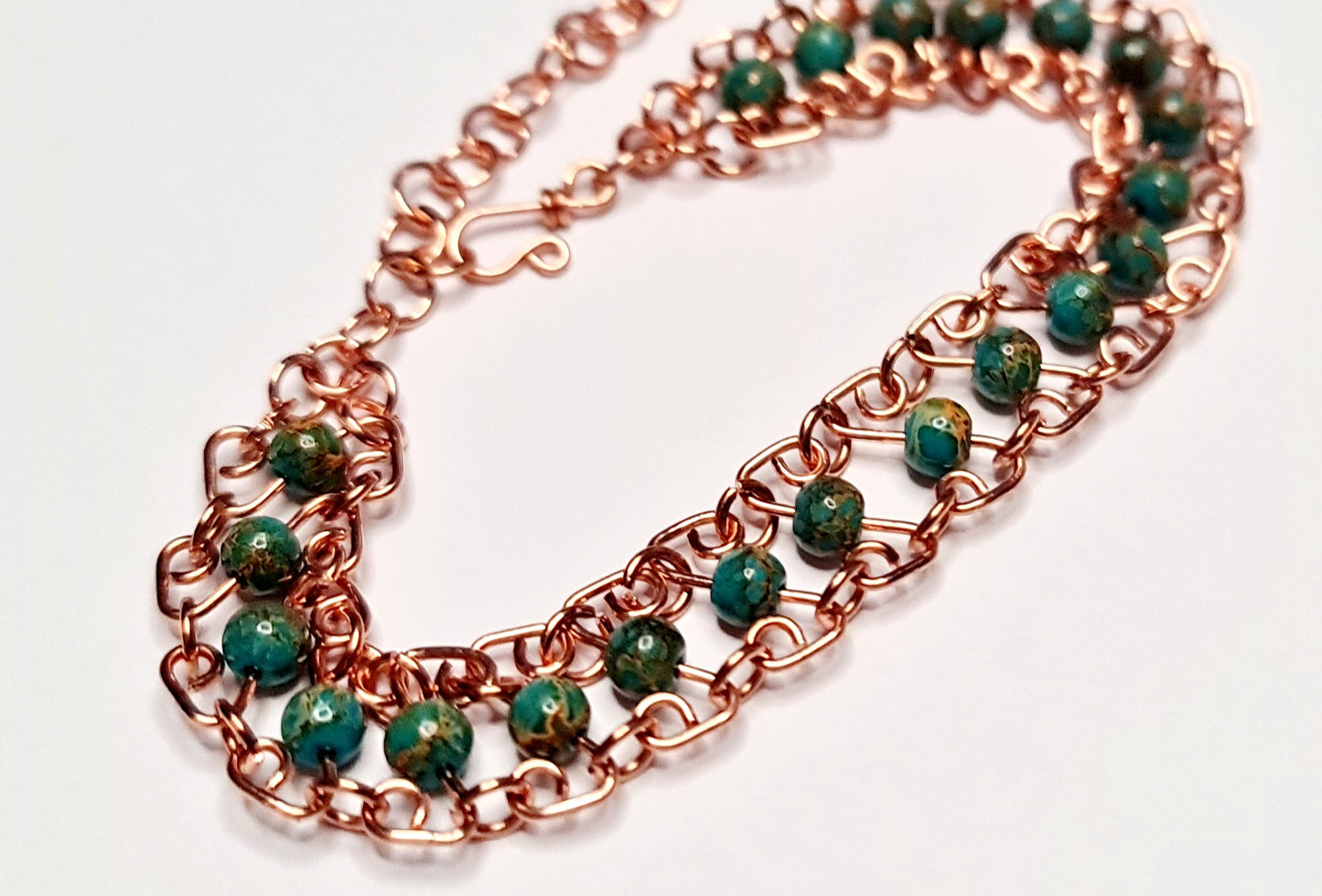 "Glasperlenfluss", zartes Armband