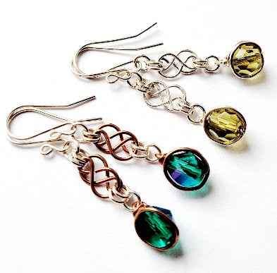 Ohrhänger und Ohrringe in Hülle und Fülle